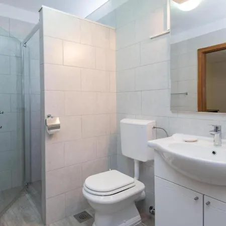 Beautiful Anita - Four Bedroom With Outdoor Swimming Pool Vila