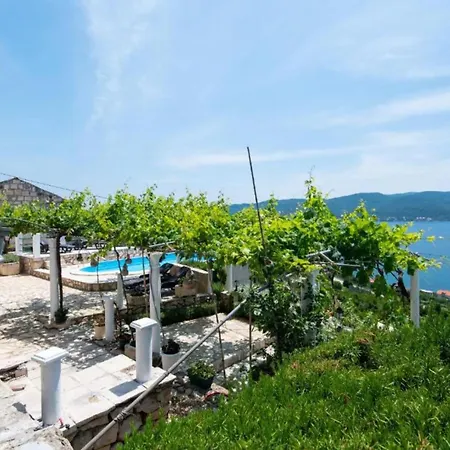 Willa Beautiful Anita - Four Bedroom With Outdoor Swimming Pool *